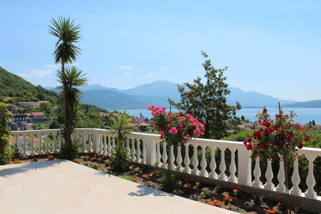 Monte Aria Panorama Suites Herceg Novi Exterior foto