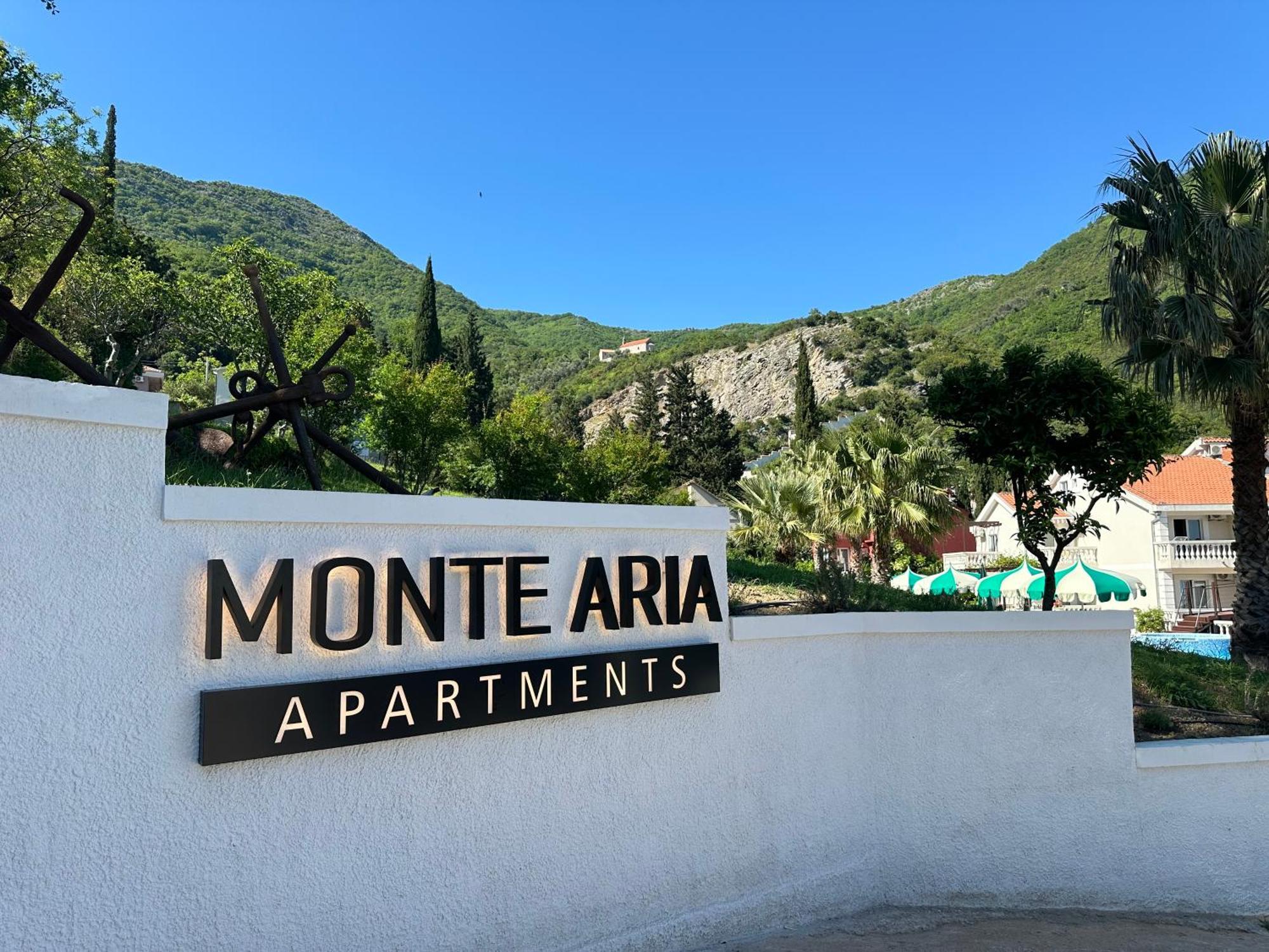 Monte Aria Panorama Suites Herceg Novi Exterior foto