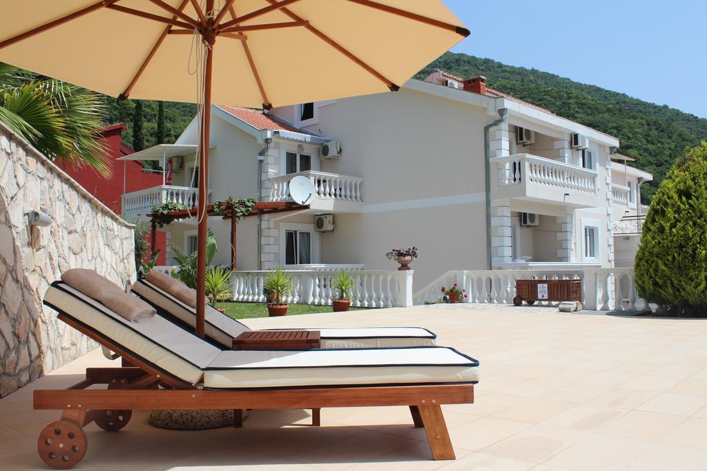 Monte Aria Panorama Suites Herceg Novi Exterior foto