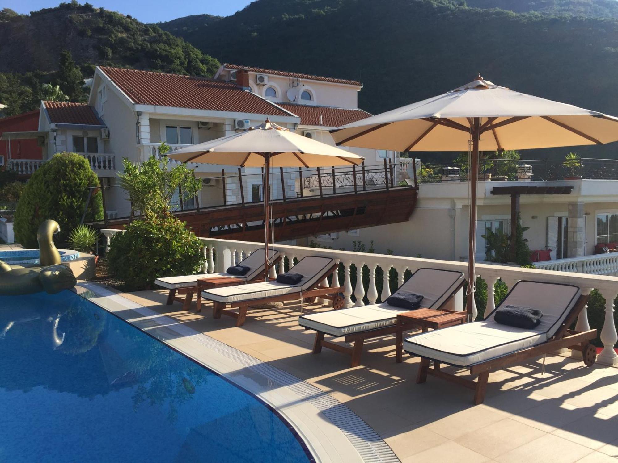 Monte Aria Panorama Suites Herceg Novi Exterior foto